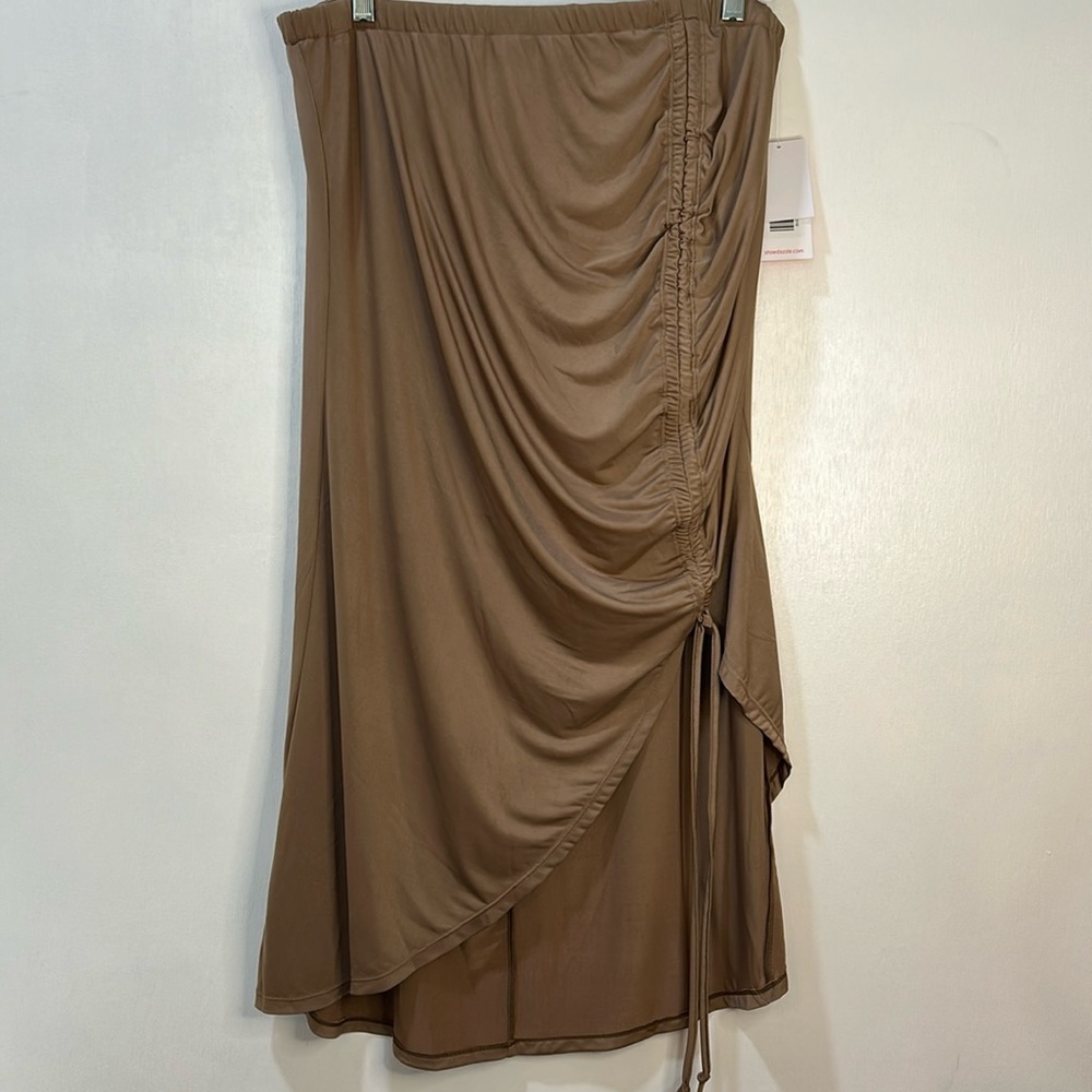 SHOESDAZZEL FLATTERING RUCHED SKIRT SIZE XXL BROWN NEW - Picture 2 of 12